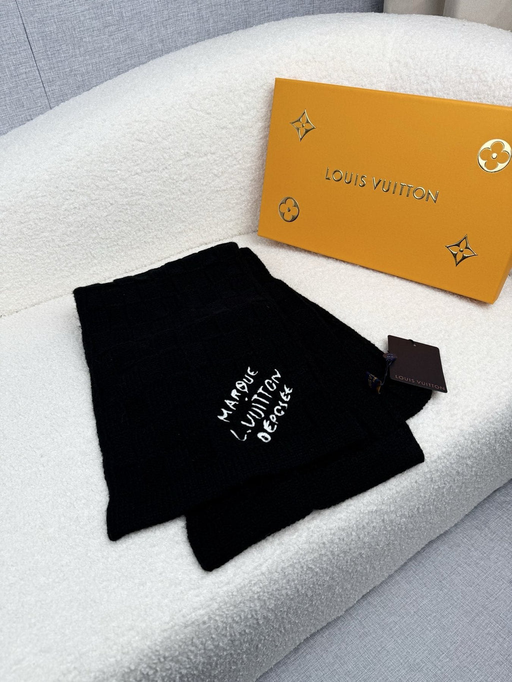 Louis Vuitton Black Knit Scarf