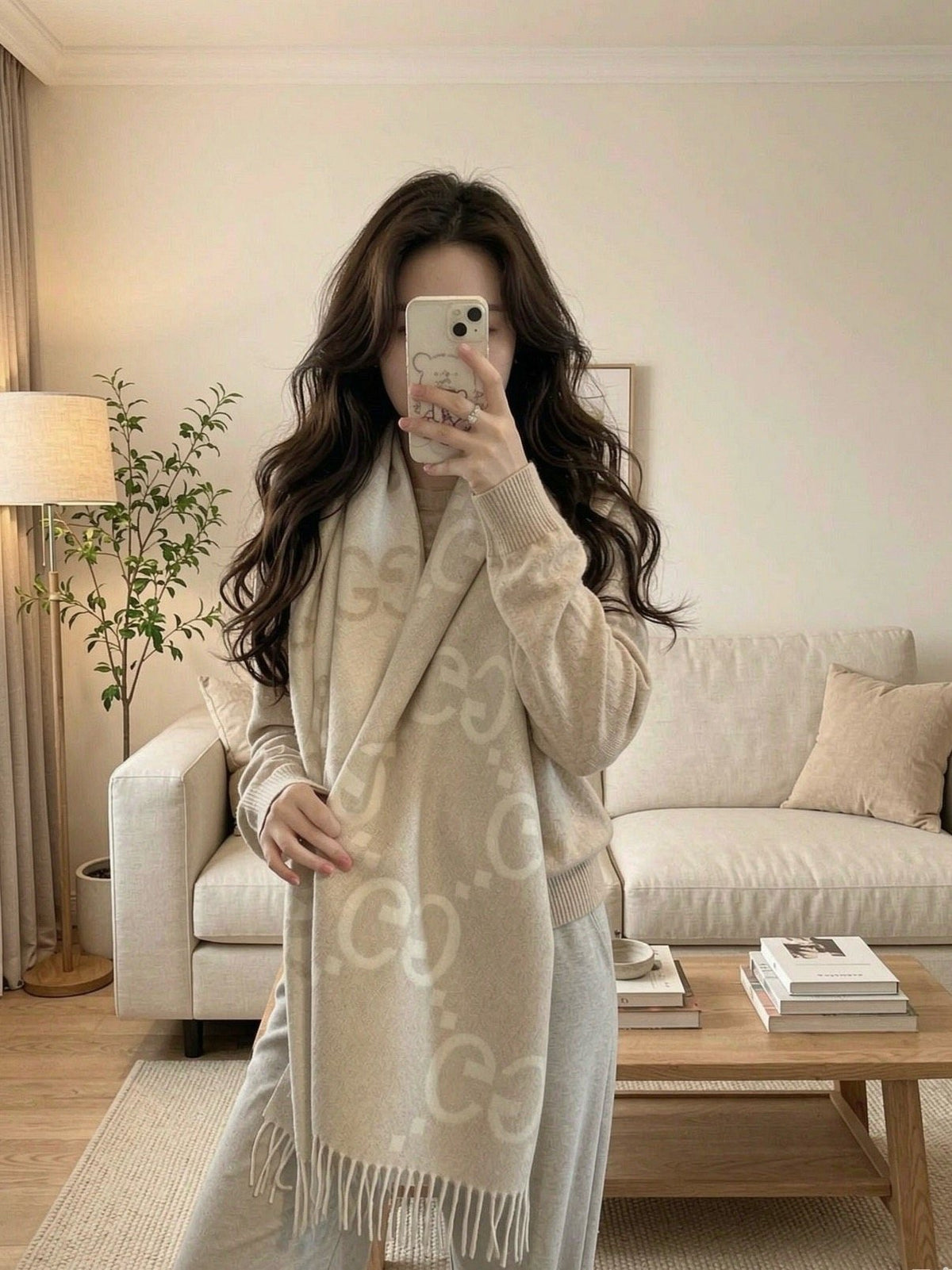 Gucci Beige Cream GG Fringe Scarf