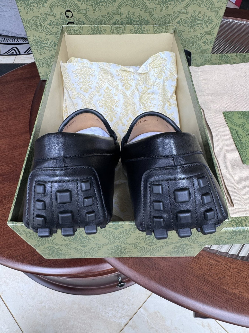 Gucci Black Metal-Bit Driving Loafers