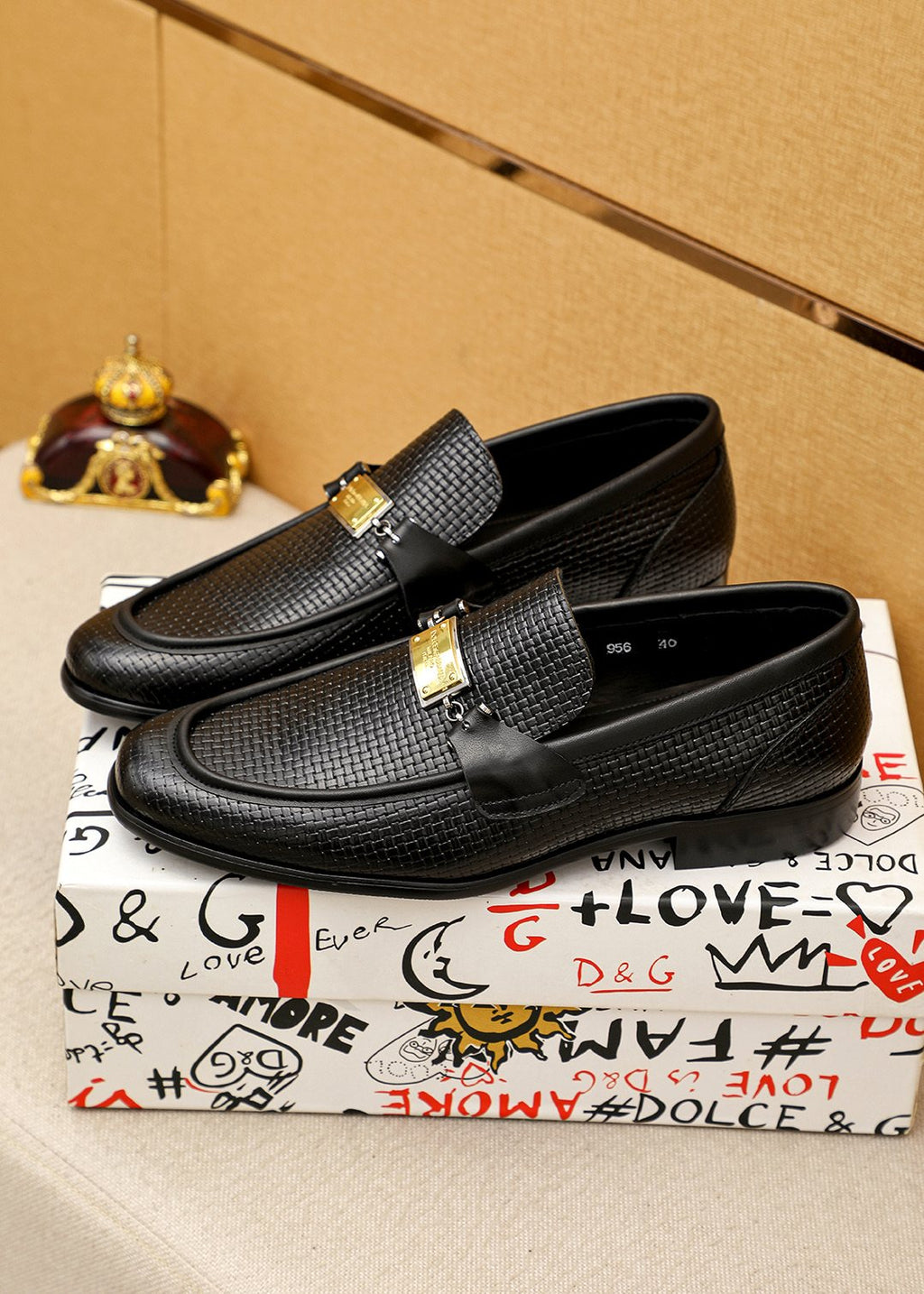 Dolce & Gabbana Black Embossed Buckle Loafers