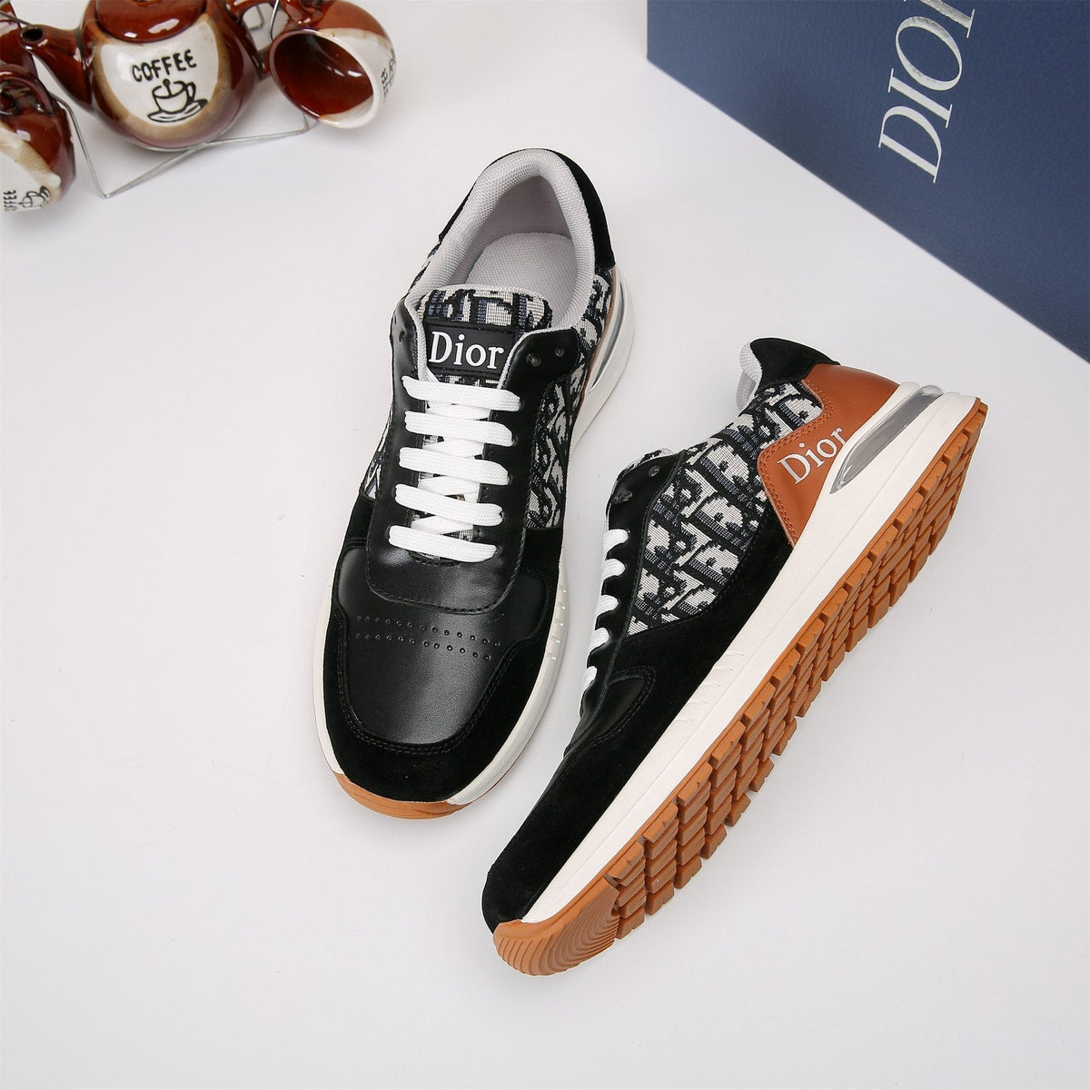 Dior White, Black & Tan Low-Top Sneakers